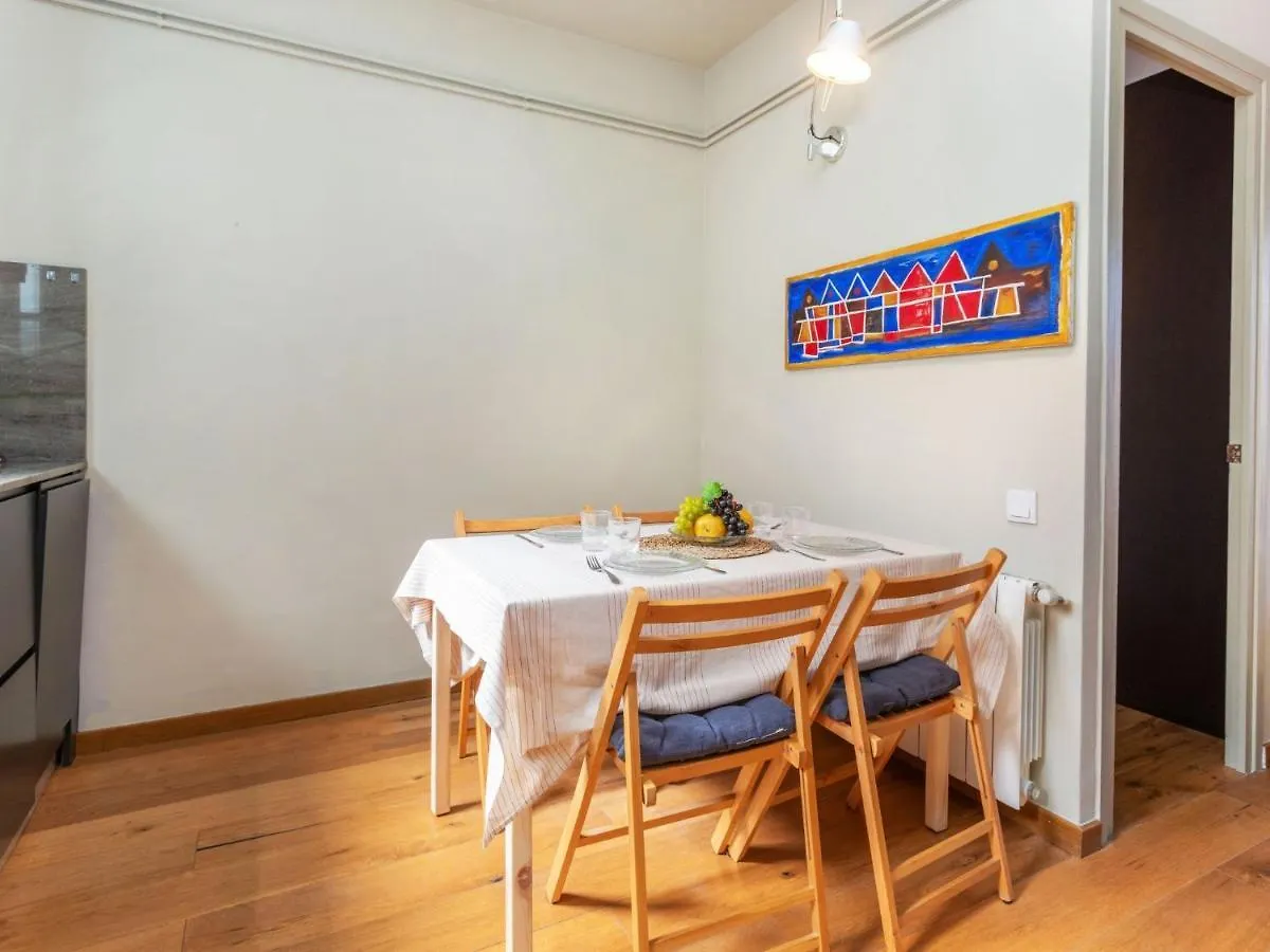 Apartment Gracia- Parc Gueell By Interhome Barcelona